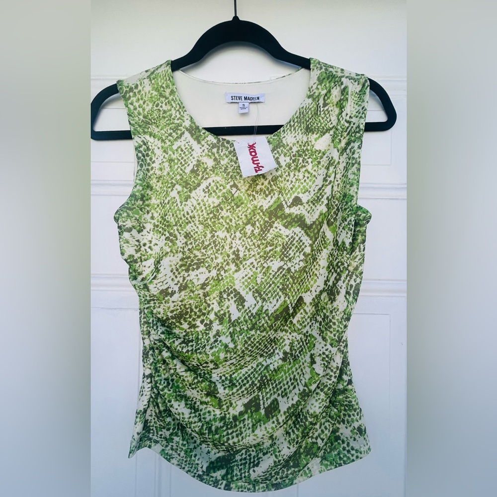 Steve Madden (S) lime green, sleveless,crocodile print blouse